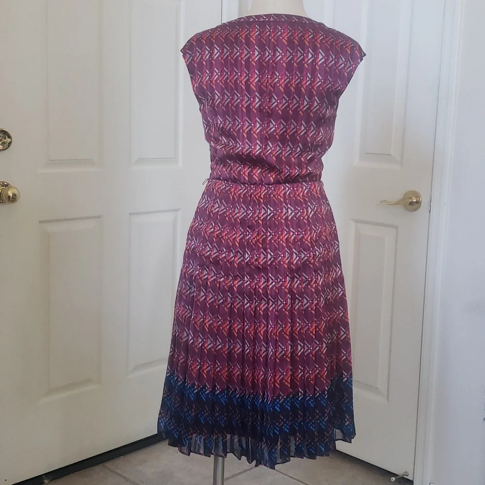 HALOGEN Geometric Pleated Fit & Flare Dress Burgundy Plum 4P Office Wedding